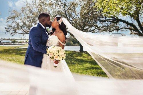 mobile - carousel-hero-element image-0