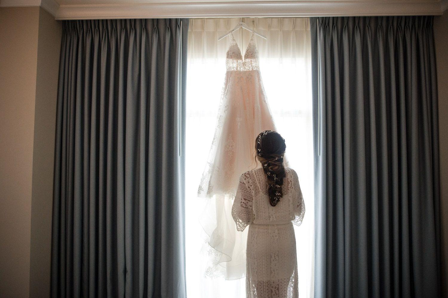 carousel-hero-element image-7