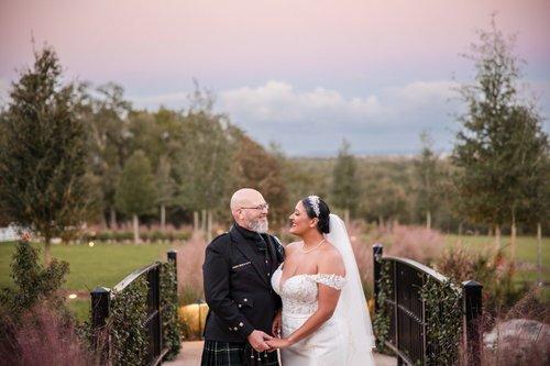 mobile - carousel-hero-element image-0