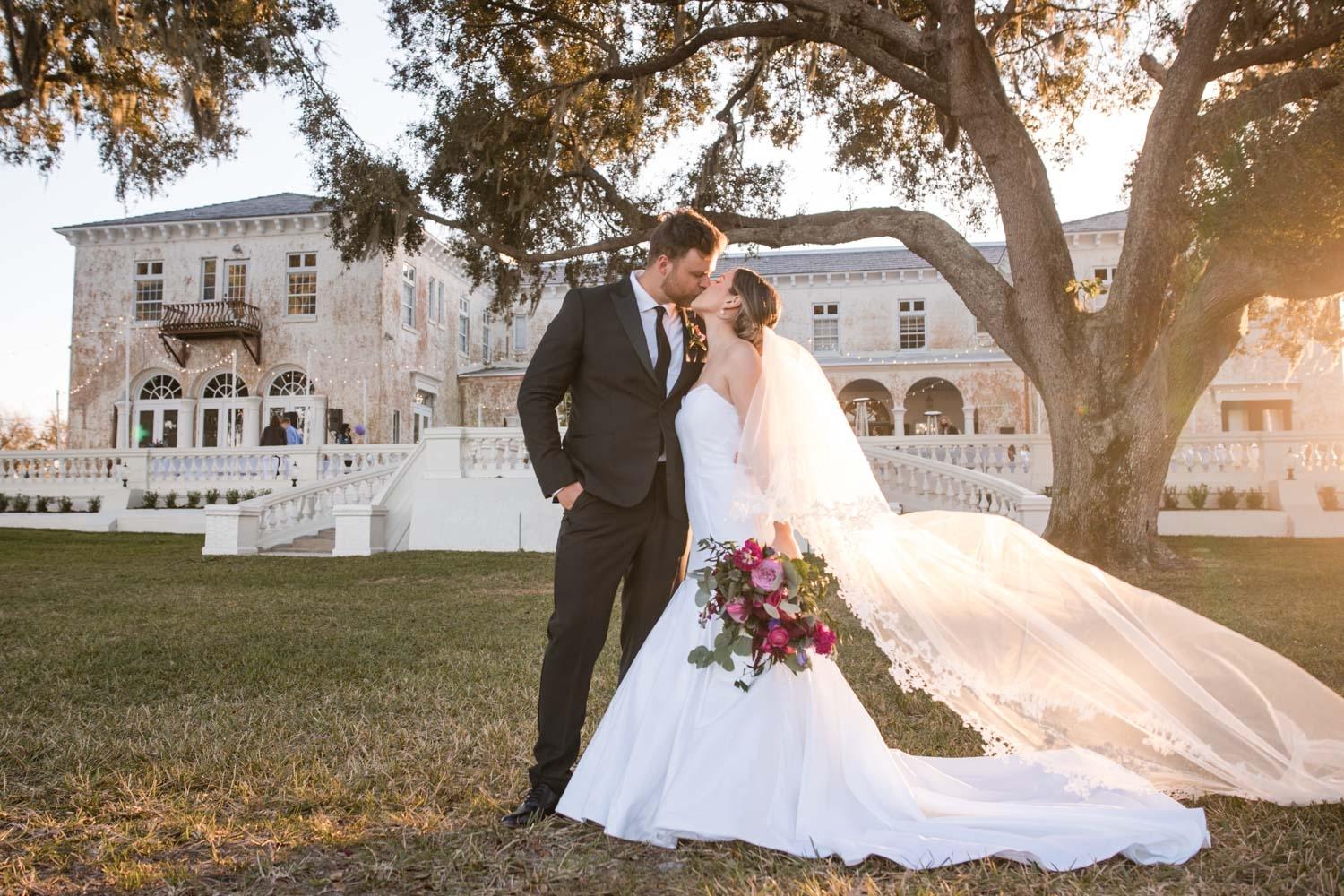 carousel-hero-element image-7